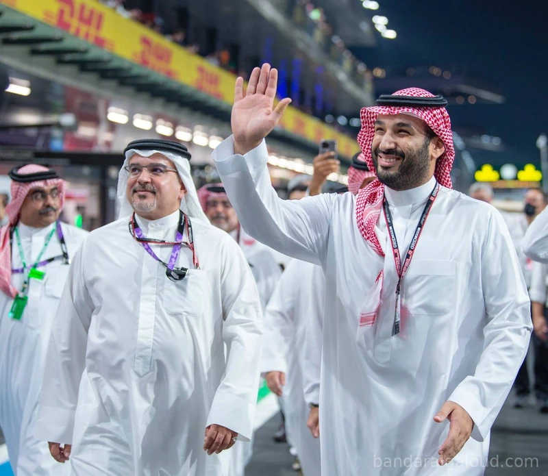 سمو سيدي ولي العهد يشهد سباق جائزة السعودية الكبرى STC للفورمولا 1 - صورة 4