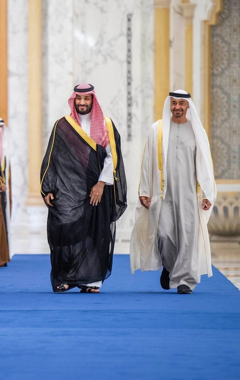 مراسم استقبال رسمية لسمو سيدي ولي العهد في قصر الوطن في العاصمة الإماراتية أبوظبي بمناسبة زيارته الرسمية - صورة 3