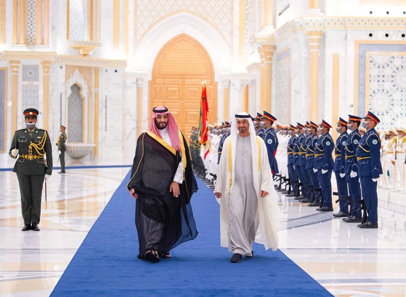 مراسم استقبال رسمية لسمو سيدي ولي العهد في قصر الوطن في العاصمة الإماراتية أبوظبي بمناسبة زيارته الرسمية - صورة 11