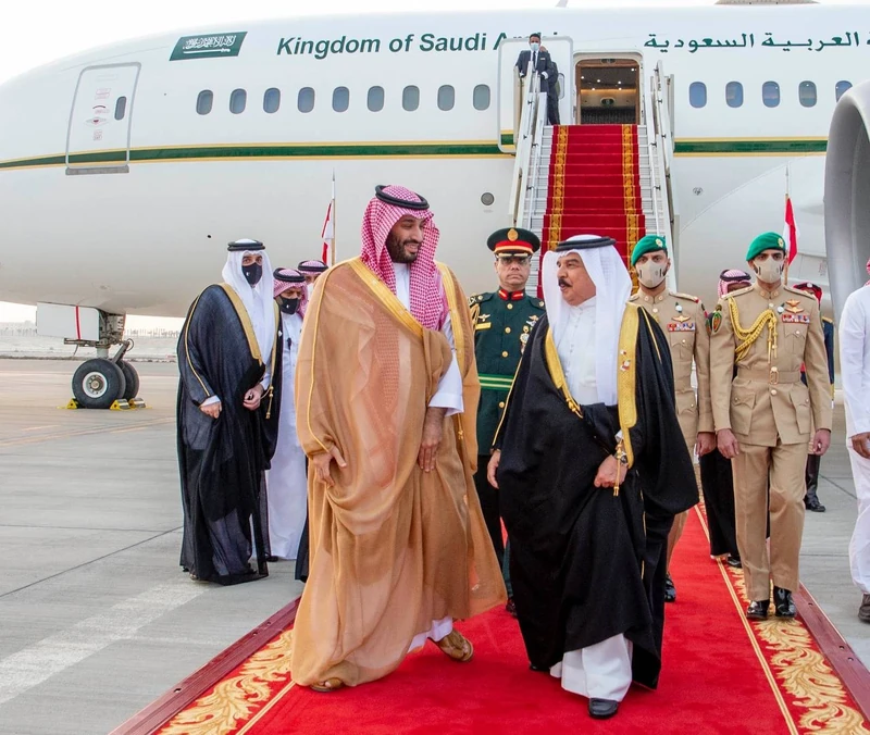 مراسم استقبال رسمية لسمو سيدي ولي العهد في قصر الصخير في العاصمة البحرينية المنامة بمناسبة زيارته الرسمية - صورة 23