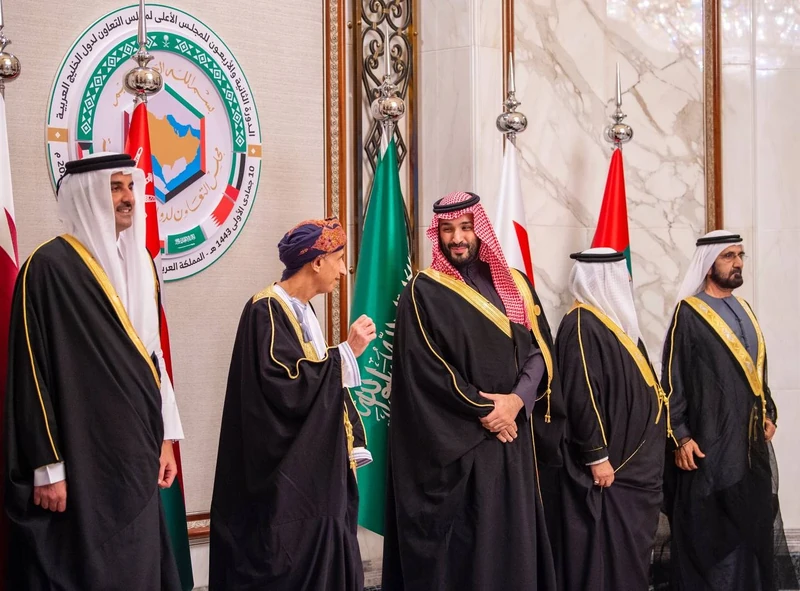 أصحاب الجلالة والسمو قادة ورؤساء وفود دول مجلس التعاون خلال أعمال اجتماع الدورة 42 للمجلس الأعلى. - صورة 6
