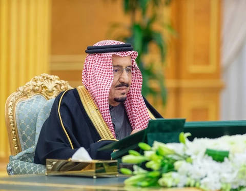 سيدي خادم الحرمين الشريفين يرأس جلسة مجلس الوزراء بالرياض