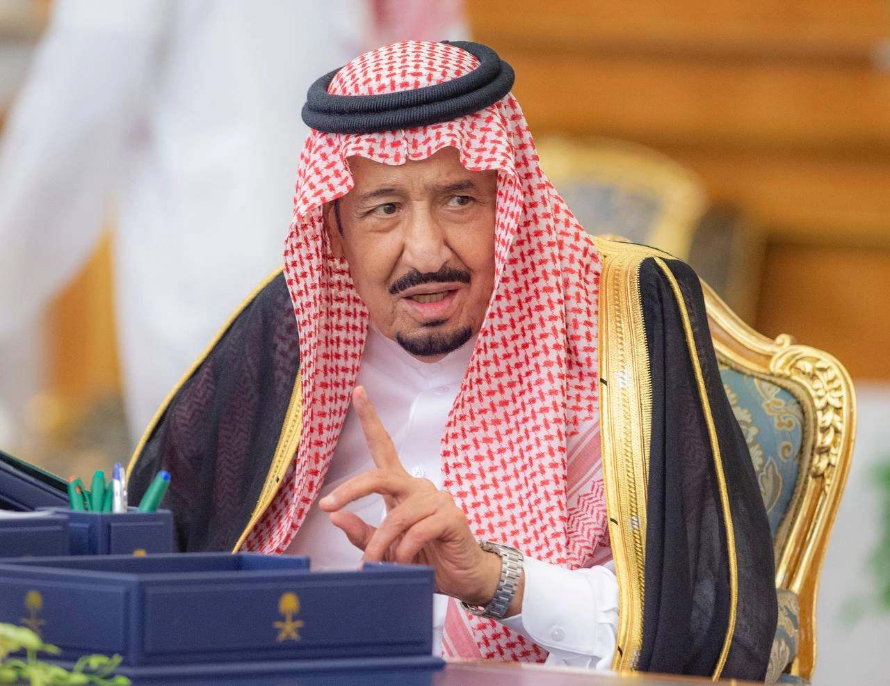 سيدي خادم الحرمين الشريفين يرأس جلسة مجلس الوزراء في قصر السلام بجدة - صورة 1
