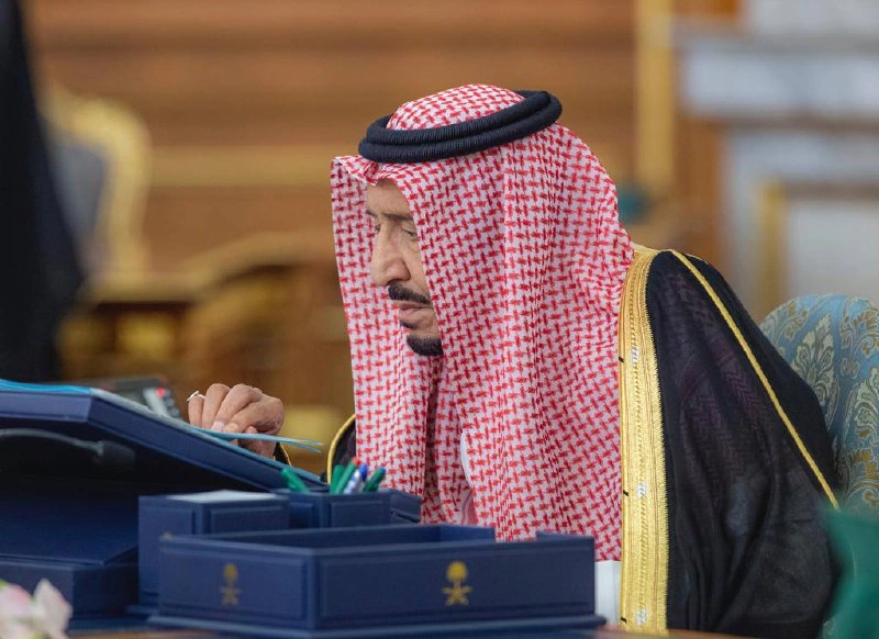 سيدي خادم الحرمين الشريفين يرأس جلسة مجلس الوزراء في قصر السلام بجدة - صورة 1