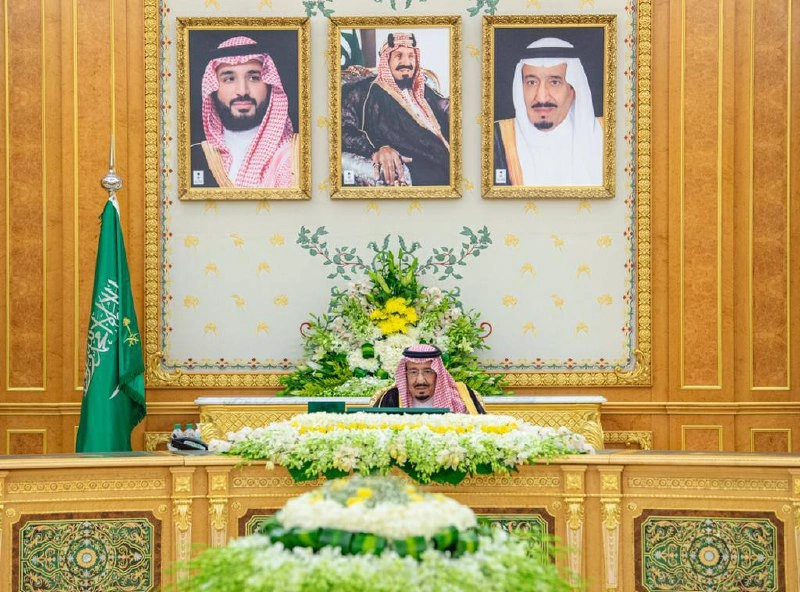 سيدي خادم الحرمين الشريفين يرأس جلسة مجلس الوزراء بالرياض - صورة 1
