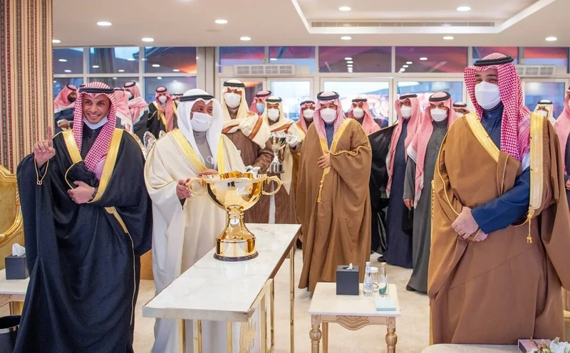 سمو سيدي ولي العهد يرعى ختام مهرجان الملك عبدالعزيز للإبل نيابة عن سيدي خادم الحرمين الشريفين - صورة 20