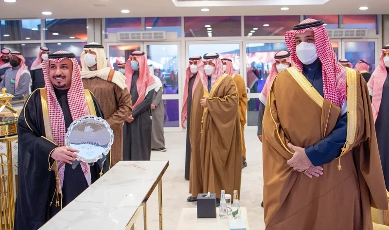 سمو سيدي ولي العهد يرعى ختام مهرجان الملك عبدالعزيز للإبل نيابة عن سيدي خادم الحرمين الشريفين - صورة 25