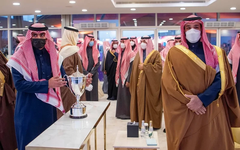 سمو سيدي ولي العهد يرعى ختام مهرجان الملك عبدالعزيز للإبل نيابة عن سيدي خادم الحرمين الشريفين - صورة 43