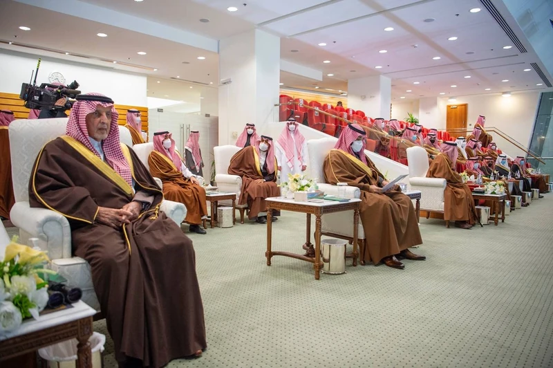 سمو سيدي ولي العهد يرعى حفل سباق كأس السعودية للخيل في نسخته الثالثة - صورة 9
