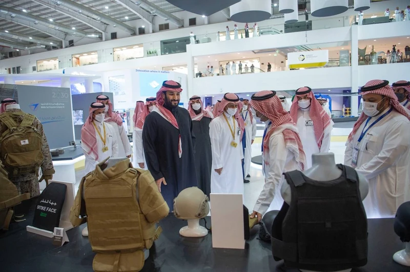 سمو سيدي ولي العهد يدشن معرض الدفاع العالمي نيابة عن سيدي خادم الحرمين الشريفين - صورة 3