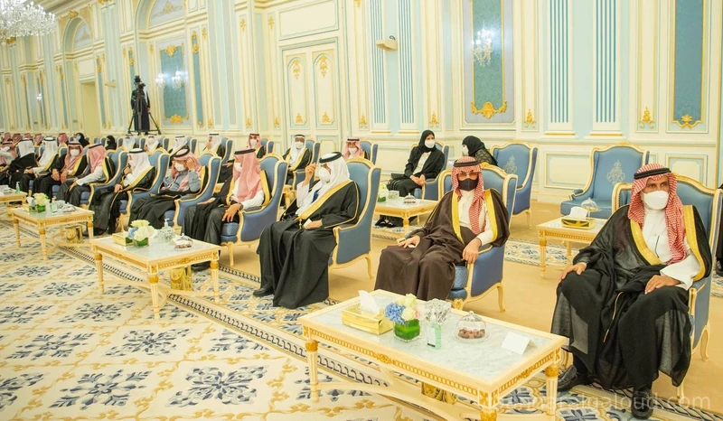 سيدي خادم الحرمين الشريفين يستقبل رئيس جمهورية مصر العربية ويقيم مأدبة غداء تكريماً لفخامته - صورة 21