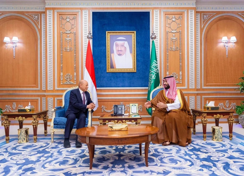 سمو سيدي يستقبل فخامة رئيس مجلس القيادة الرئاسي اليمني وأعضاء المجلس - صورة 4