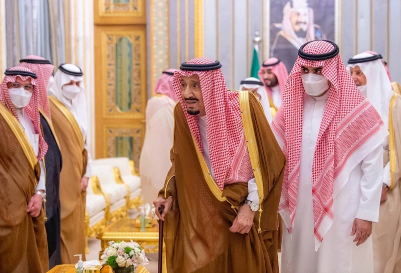سيدي خادم الحرمين الشريفين يستقبل أصحاب السمو أمراء المناطق بمناسبة اجتماعهم السنوي التاسع والعشرين - صورة 2