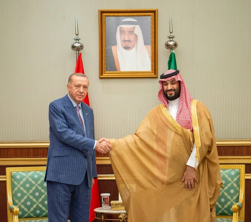 سمو سيدي ولي العهد ورئيس جمهورية تركيا يعقدان اجتماعًا بقصر السلام بجدة - صورة 4