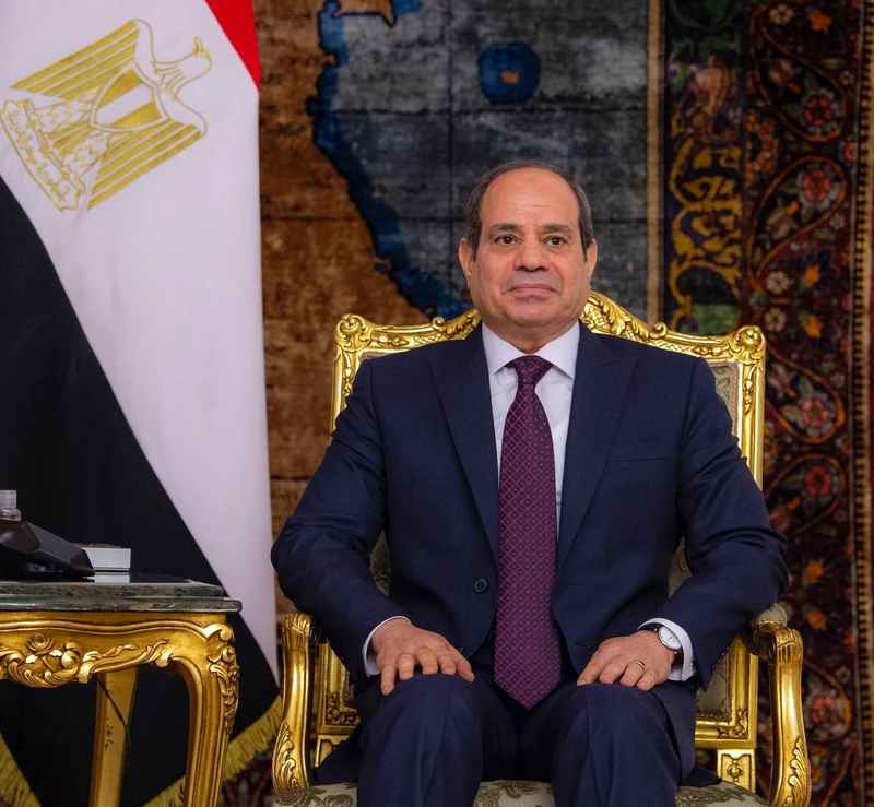 سمو سيدي ولي العهد ورئيس جمهورية مصر يعقدان لقاءً ثنائياً في قصر الاتحادية - صورة 4