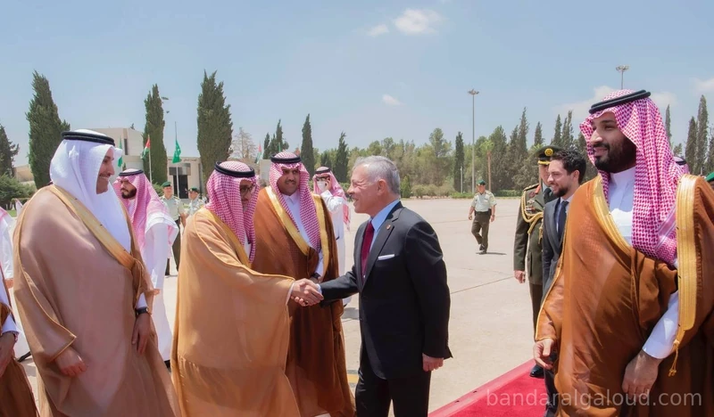 سمو سيدي ولي العهد يغادر العاصمة الأردنية عمان وفي مقدمة مودعيه جلالة ملك الأردن - صورة 3