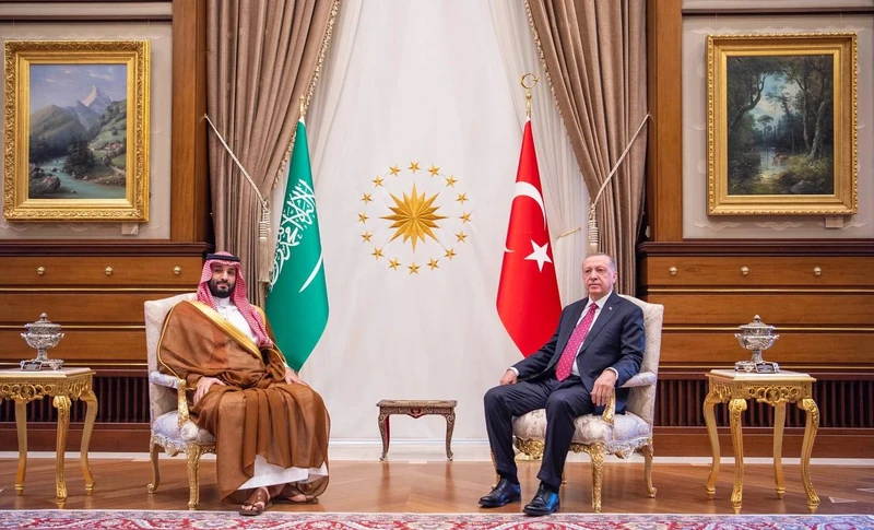 الرئيس التركي يقيم مراسم استقبال رسمية لسمو سيدي ولي العهد في العاصمة التركية أنقرة - صورة 17