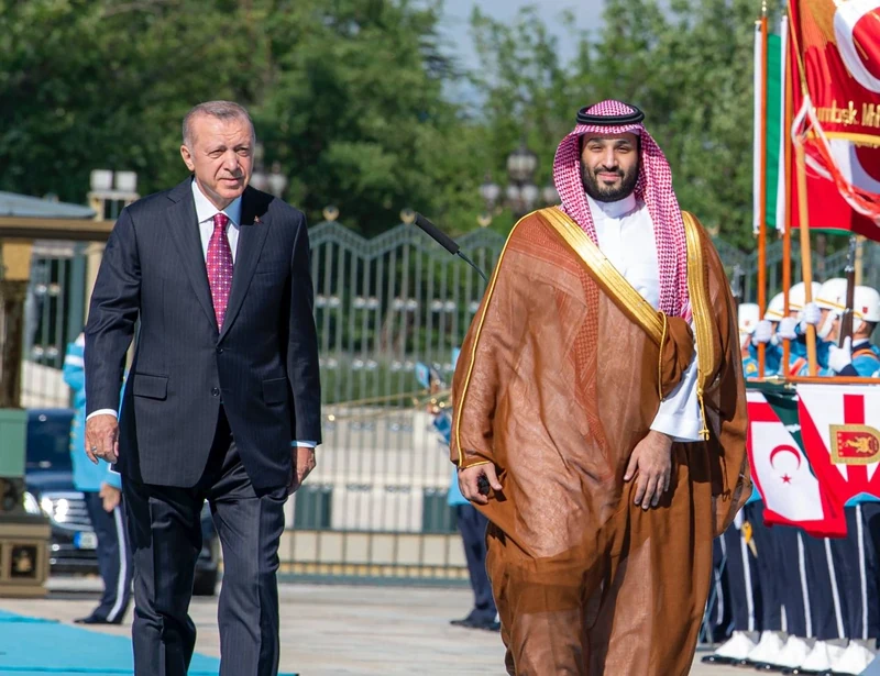 الرئيس التركي يقيم مراسم استقبال رسمية لسمو سيدي ولي العهد في العاصمة التركية أنقرة - صورة 21
