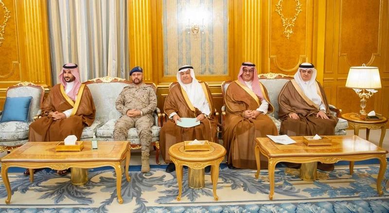 سمو سيدي ولي العهد يقلد قائد جيش باكستان وسام الملك عبدالعزيز - صورة 6