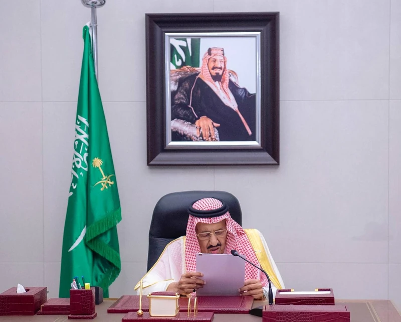 سيدي خادم الحرمين الشريفين يوجّه كلمةً للحجاج وضيوف المملكة والمواطنين والمقيمين والمسلمين في كل مكان - صورة 2