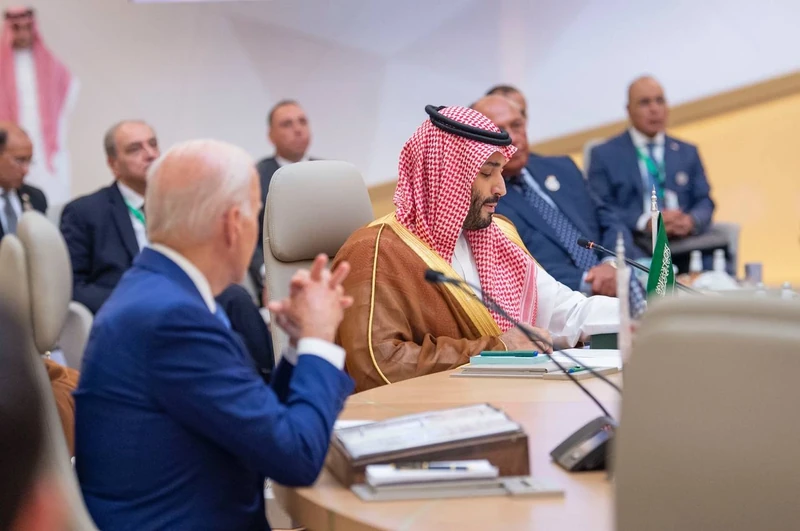 سمو سيدي ولي العهد يرأس قمة جدة للأمن والتنمية نيابةً عن خادم الحرمين الشريفين - صورة 7