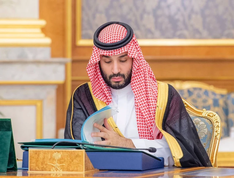 سيدي خادم الحرمين الشريفين يرأس جلسة مجلس الوزراء في قصر السلام بجدة - صورة 2