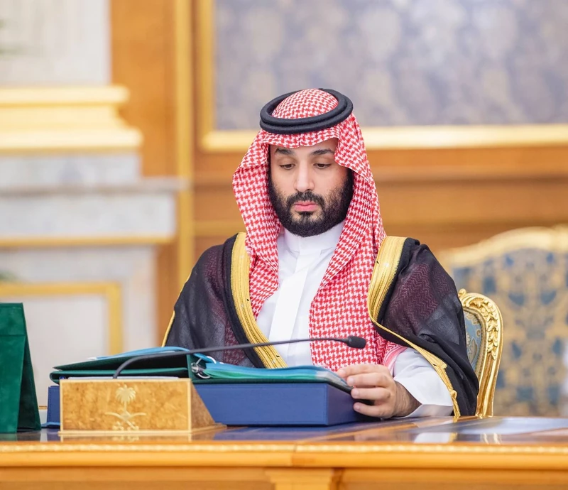 سيدي خادم الحرمين الشريفين يرأس جلسة مجلس الوزراء في قصر السلام بجدة - صورة 4