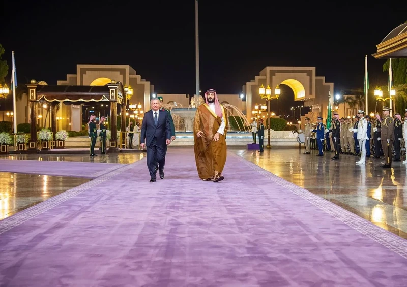 سمو سيدي ولي العهد ورئيس أوزبكستان يشهدان تبادل الاتفاقيات ومذكرات التفاهم بين البلدين - صورة 3