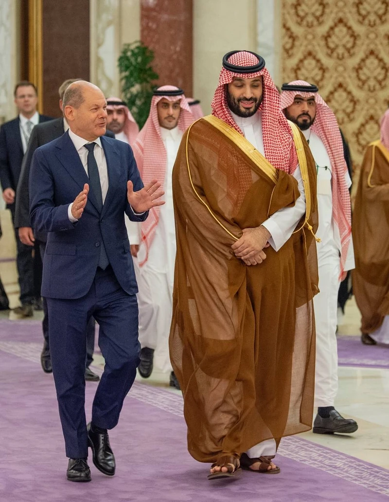 سمو سيدي ولي العهد يستقبل المستشار الألماني في قصر السلام بجدة - صورة 3