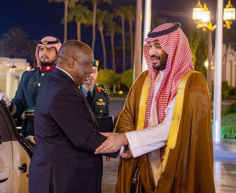 سمو سيدي ولي العهد يستقبل رئيس جنوب أفريقيا ويقيم مراسم استقبال رسمية - صورة 5