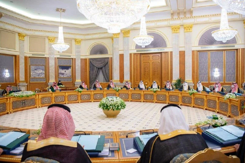 سيدي خادم الحرمين الشريفين يرأس جلسة مجلس الوزراء في قصر السلام بجدة - صورة 5