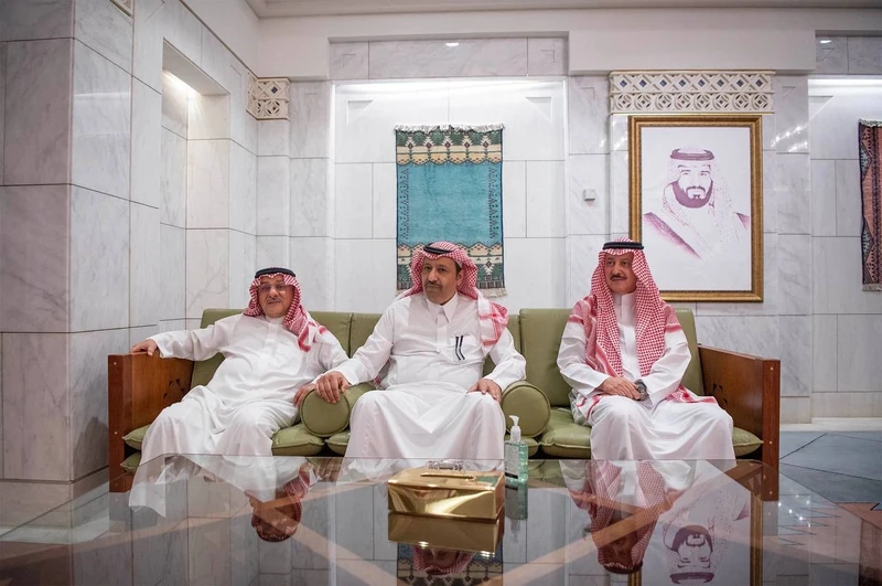 سيدي خادم الحرمين الشريفين يزور منطقة قصر الحكم في مدينة الرياض - صورة 9
