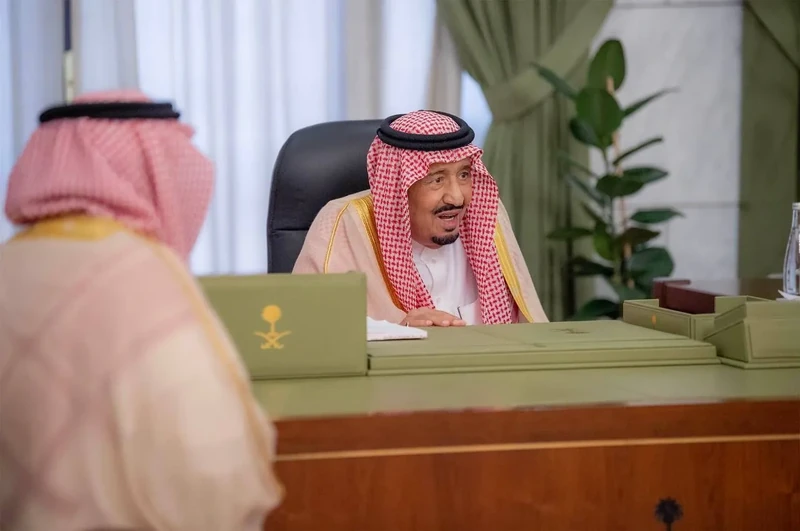 سيدي خادم الحرمين الشريفين يزور منطقة قصر الحكم في مدينة الرياض - صورة 11