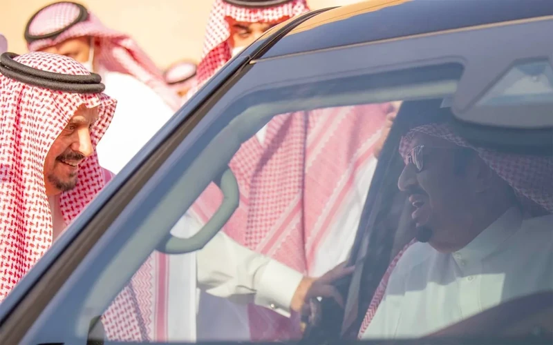 سيدي خادم الحرمين الشريفين يزور منطقة قصر الحكم في مدينة الرياض - صورة 13