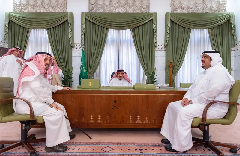 سيدي خادم الحرمين الشريفين يزور منطقة قصر الحكم في مدينة الرياض - صورة 26