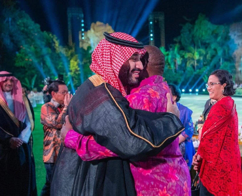 سمو سيدي ولي العهد في حفل العشاء، الذي يقيمه الرئيس الإندونيسي لقادة مجموعة العشرين - صورة 12