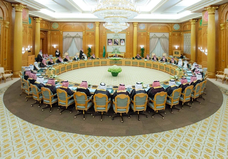 سيدي خادم الحرمين الشريفين يرأس جلسة مجلس الوزراء لإقرار ميزانية 2023 - صورة 5