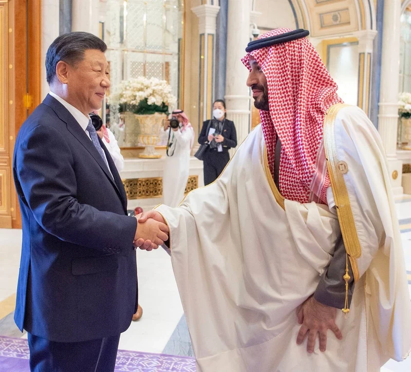 سمو سيدي ولي العهد يرأس "قمة الرياض العربية الصينية" نيابة عن سيدي خادم الحرمين الشريفين - صورة 4