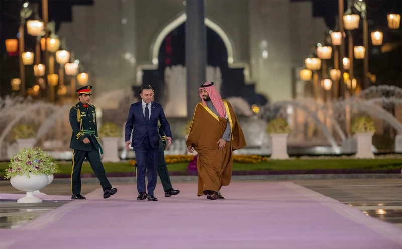 سمو سيدي ولي العهد يستقبل دولة رئيس وزراء جورجيا في الرياض - صورة 7