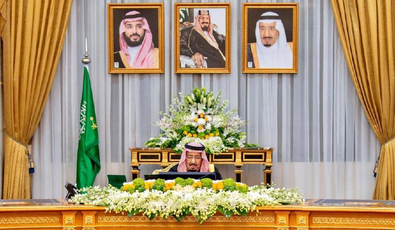 سيدي خادم الحرمين الشريفين يرأس جلسة مجلس الوزراء - صورة 1