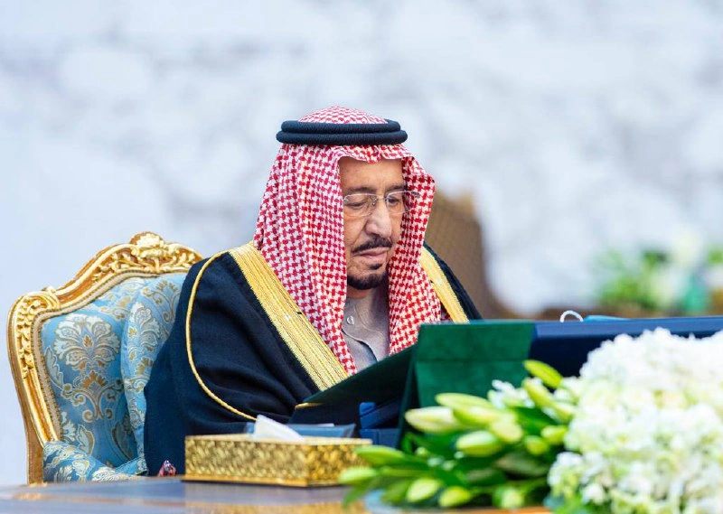 سيدي خادم الحرمين الشريفين يرأس جلسة مجلس الوزراء - صورة 1