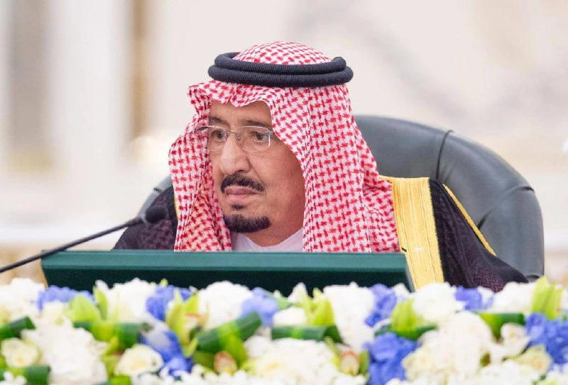 سيدي خادم الحرمين الشريفين يرأس جلسة مجلس الوزراء - صورة 1