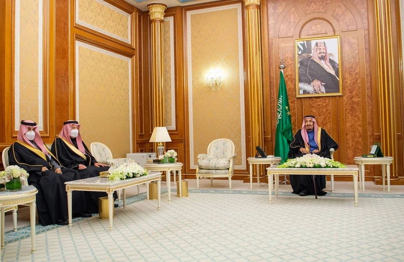 السفراء المعينون لدى عدد من الدول يؤدون القسم أمام سيدي خادم الحرمين الشريفين - صورة 2