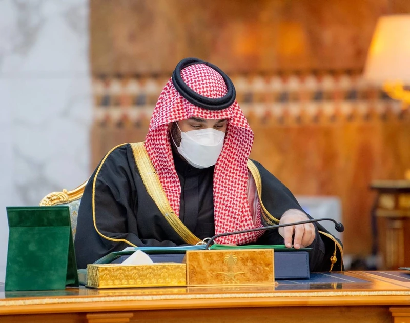 سيدي خادم الحرمين الشريفين يرأس جلسة مجلس الوزراء - صورة 4