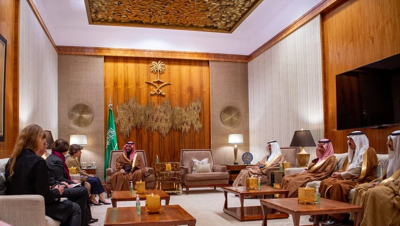 سمو سيدي ولي العهد يستقبل وزيرة خارجية فرنسا - صورة 2