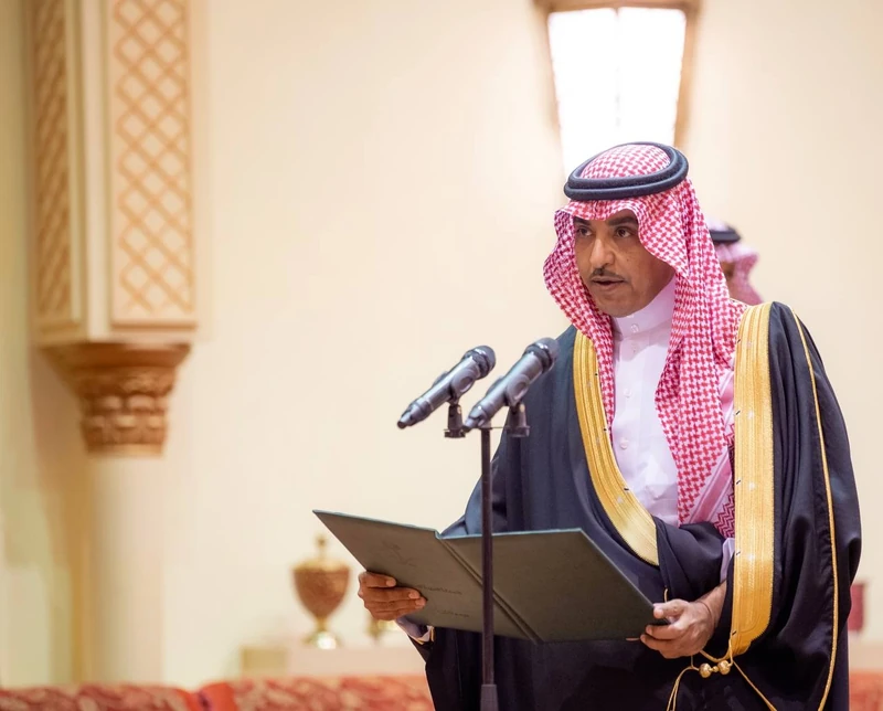 وزيرا الدولة والإعلام يؤديان القسم أمام سيدي خادم الحرمين الشريفين وبحضور سمو سيدي ولي العهد - صورة 4