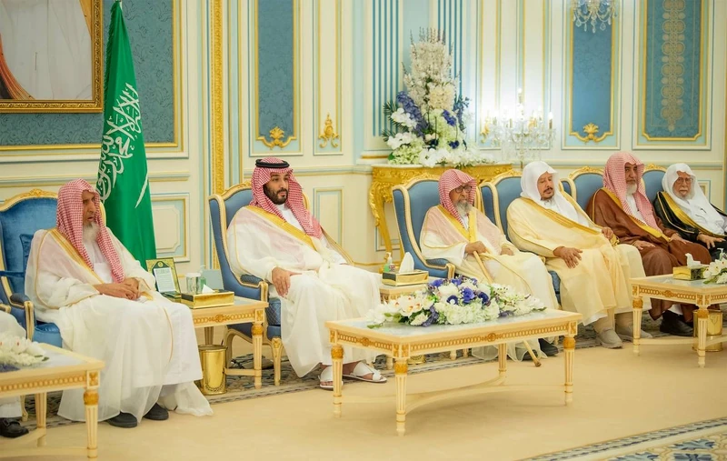 سمو سيدي ولي العهد يستقبل المهنئين بشهر رمضان المبارك - صورة 26