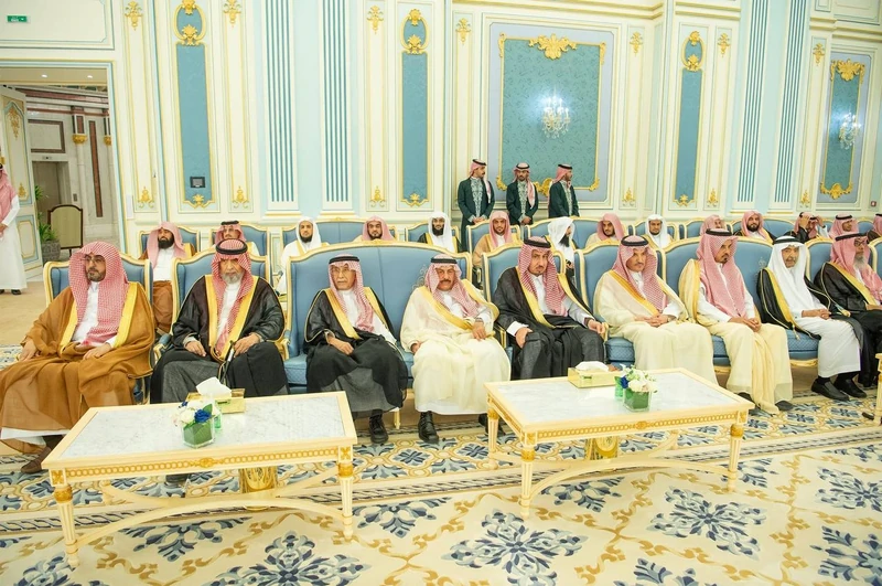 سمو سيدي ولي العهد يستقبل المهنئين بشهر رمضان المبارك - صورة 9