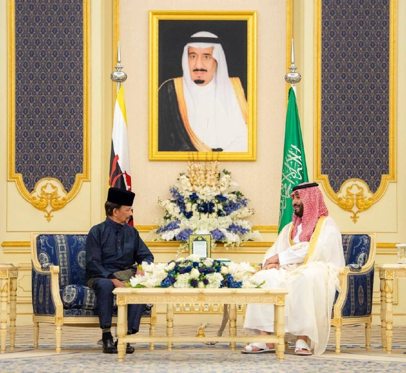 سمو سيدي ولي العهد يستقبل جلالة سلطان بروناي دار السلام في الديوان الملكي بجدة - صورة 2