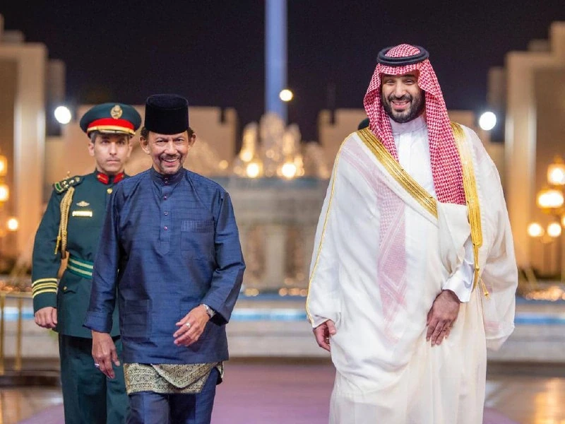 سمو سيدي ولي العهد يستقبل جلالة سلطان بروناي دار السلام في الديوان الملكي بجدة - صورة 7